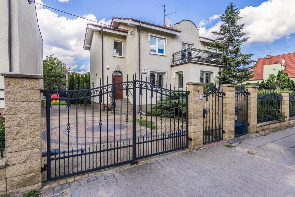 Happiness House Balcony & Nice Garden Gdansk Exterior photo